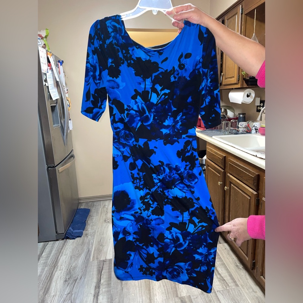 Women’s floral blue dress